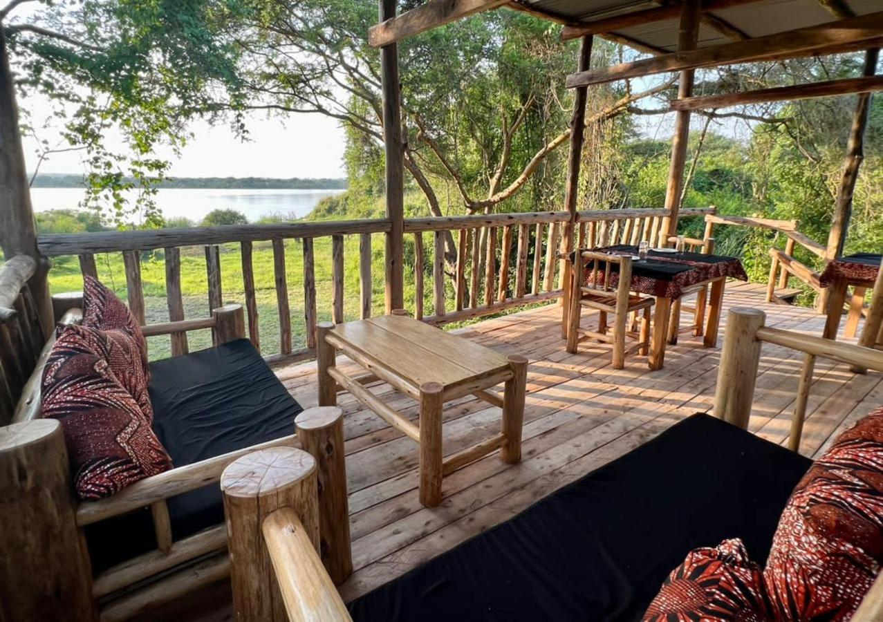 Murchison Giraffe Camp Paraa Exteriér fotografie